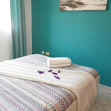 Modern In Candelaria, 130 M² With Shared Pool Appartement